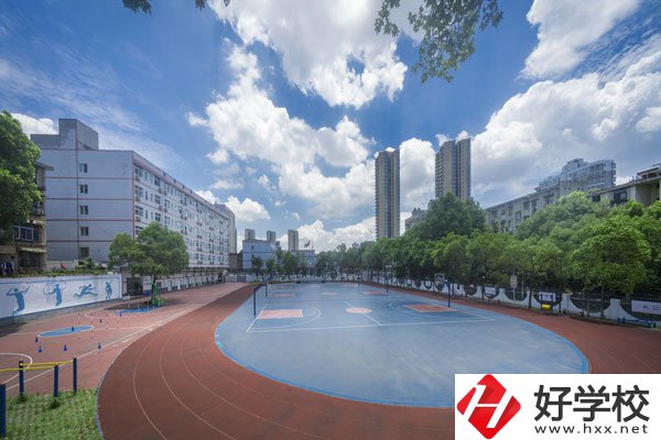 如果你想在長沙讀建筑專業(yè)，一定要看看這所學(xué)校